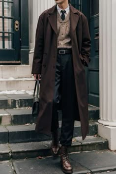 Dark Academia Trench Coat Men, Dark Academia Outfit For Men, Dark Academia Menswear, Guy In Trenchcoat, 1800 Outfits Men, Scholar Aesthetic Male, Academic Fashion Men, Men Dark Academia Outfit, Lawyer Men Aesthetic