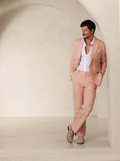 Nolan Linen Suit Jacket | Banana Republic Polo Suit Men, Cocktail Chic Attire Men, Beach Formal Men, Linen Wedding Suit, Linen Suit Men, Wedding Guest Men, Attire Guide, Linen Suits For Men