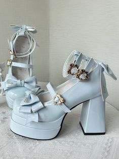 Cute Closed Toe Formal Heels, Formal Closed Toe Cute Heels, Cute Formal Closed Toe Heels, Cute Closed Toe Heels With Bow, Bow Decorations, Pink Platform Heels, Light Blue Shoes, Painted Canvas Shoes, Fairy Shoes