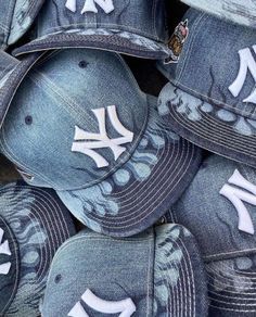 Yankees Cap Aesthetic, New York Yankees Hat Outfit Aesthetic, New Yankees Cap, New York Yankees Beanie, New York Yankee Hat, Yankees Cap, Embroidery Design Sets, Fancy Hats, Shoe Inspo