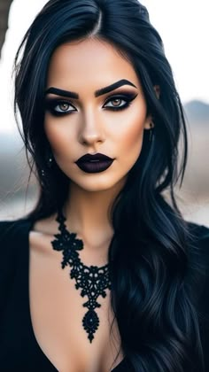 Work Halloween Makeup, Vampy Hairstyles, Makeup Ideas Purple, New Year Makeup Ideas, Black Goth Makeup, Maquillaje Smokey Eyes, New Year Makeup, Maquillage Goth, Goth Makeup Tutorial