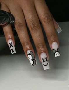 Nail Art Designs For Black Skin, Nail Art Designs Black Colour, Simple Nails Design Square, Simple Nails Design Black, White Nails With Black Designs Simple, Black And White Kaws Nails, Kaws Nails Black, Cool Nail Inspo 2024 Square, Street Art Nails