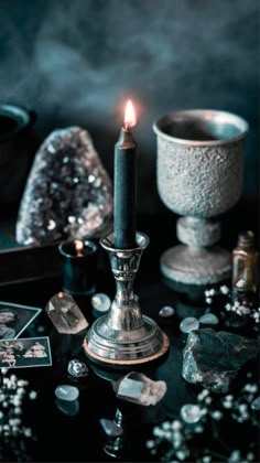 How to Make an Altar: A Guide to Creating Your Own Sacred Space Luxury Witch Aesthetic, Witch Lifestyle Aesthetic, Altar Aesthetic Witch, Eclectic Witch Aesthetic, Lunar Witch Aesthetic, Green Witch Altar, Modern Witch Aesthetic, Forestcore Aesthetic, Blessed Samhain