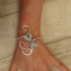 Aquamarine Swarovski Dragonfly Cuff Bracelet - Etsy Estonia Dragonfly Bracelet, Dragonfly Jewelry, Aquamarine Crystal, A Bracelet, Matching Necklaces, Dragonflies, Pretty Jewellery, Silver Cuff, Gift Wedding