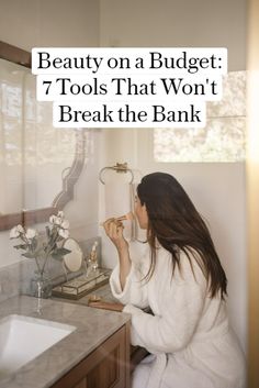 Discover the top 7 budget-friendly beauty tools every makeup user needs! From flawless foundation to perfect brows, these affordable essentials will elevate your beauty game without breaking the bank. Say hello to stunning looks and goodbye to high prices! #AffordableBeauty #BeautyTools #BudgetBeauty #MakeupTips #Skincare Makeup Organizer With Mirror, Led Facial Mask, Beauty On A Budget, Box Beauty, Led Facial, Makeup Blending, Budget Beauty, Blending Sponge, Flawless Foundation