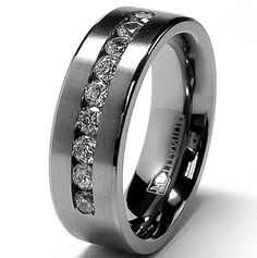 a wedding ring with five diamonds on the inside and inlays to make it stand out