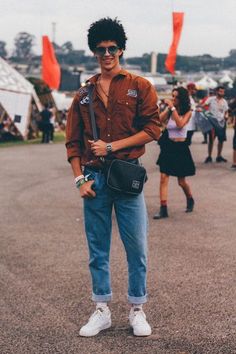 90s Fashion Men Summer, Mens Summer Streetwear, 80s Men Fashion, Fashion Decades, Old School Fashion, Americana Vintage, 90s Fashion Men