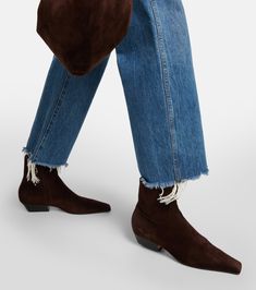 Suede Mid-calf Boots With Reinforced Heel, Brown Suede Mid-calf Boots With Suede Lining, Fitted Brown Suede Mid-calf Boots, Ankle-high Brown Suede Chelsea Boots, Luxury Brown Suede Mid-calf Boots, Brown Chelsea Boots, Suede Chelsea Boots