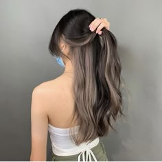 Hidden Hair Color, Peekaboo Hair Colors, Underlights Hair, Korean Hair Color, Pretty Hair Color