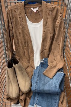 Casual Neutral Outfits, Booties Outfit Fall, Sunday Church Outfits, Cute Outfits Casual, Walmart Outfits, September Fashion, Sunday Church, Fall Capsule Wardrobe, Church Outfits