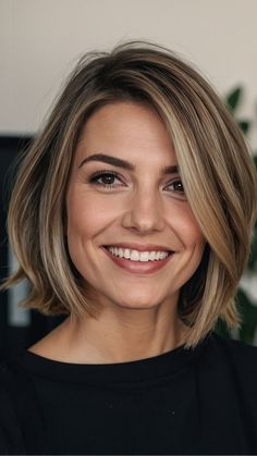 Mom Haircut, Mom Haircuts, Mom Hairstyles, Haircuts For Medium Hair, Modern Mom, Winter Hair, Busy Lifestyle, Haircuts For Fine Hair, Short Hair Haircuts