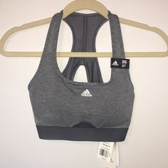 Adidas Sports Training Bra Mesh Back Stretch Nwt Size S A-C 34 Training Racerback Sports Bra, Racerback Sports Bra For Sports Events, Fitted Sports Bra Sportswear, Fitted Light Support Sports Bra, Sweat Resistant Activewear For Sports Events, Fitted Sports Bra For Light Sports, Gray Fitted Sports Bra For Workout, Fitted Gray Activewear For Light Sports, Adidas Breathable Activewear For Gym