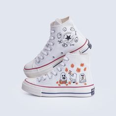 Nwt All Star Platform Converse Size 7 Women's (5 Mens) Ghost/Halloween Embroidered. 1st Pic Shows The Color Most Accurately. Price Is Negotiable. Same Day Shipping If Ordered Before 3pm Pt (Except Sundays) Feel Free To Message Me With Questions. Offers Welcome! Hand Embroidered Shoes, Halloween Converse, Sneakers Embroidery, Embroidery Converse, Converse Chuck 70s, Converse Fits, Cute Converse Shoes, All Star Platform, Chuck 70s