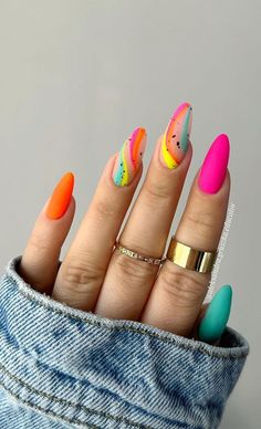 Neon Nail Designs, Floral Nail Designs, Vibrant Nails, Almond Nails Designs, Bright Nails, Spring Nail Art, Rainbow Nails, Festival Nails, Nails 2024