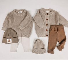 Maurice Outfits, Kids Market, Knitwear Outfit, Neutral Baby Clothes, Baby Knitwear, Trendy Baby Clothes, Green Bird