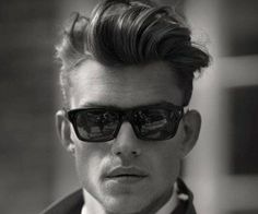 Undercut Hairstyle for Men Messy Pompadour, Greaser Hair, Quiff Haircut, Top Hairstyles For Men, Undercut Men, Pompadour Hairstyle, 1940s Hairstyles, Undercut Pompadour