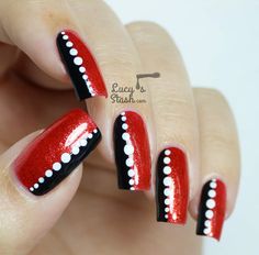 Two Easy & Chic Nail Designs For Every Day - Lucys Stash Red And Black Nail, Luv Nails, Chic Nail Designs, Nail Makeup, Red Nail Art, Valentine Nail Art, Black Nail Art, Finger Nails, Wardrobe Wishlist