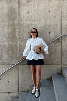 White Mini Skirt Outfit, White Outfit Ideas, White Cropped Sweater, White Summer Outfits, Resort Outfit, Perfect Summer Outfit, White Mini Skirt, All White Outfit, Miniskirt Outfits