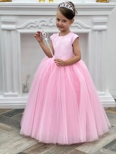 Transform your little one into a fairytale princess with this enchanting Pink Princess Dress! Perfect for any special occasion, this dress features: ✨ Dreamy Design: A beautiful pink tulle dress with a sleeveless, puffy skirt that adds an extra touch of magic. ✨ Fairytale Feel: Inspired by classic Cinderella, this dress is ideal for Halloween costumes, princess-themed birthday parties, or any dress-up play. ✨ Comfort & Style: Made with soft, breathable materials to ensure comfort while still loo Princess Sleeveless Ball Gown For Pageant, Fairy Style Pink Princess Wedding Dress, Princess Sleeveless Pageant Dress, Sleeveless Princess Pageant Dress, Princess Sleeveless Ball Gown For Dress-up, Princess Style Sleeveless Ball Gown For Dress-up, Fairy Style Sleeveless Wedding Dress, Sleeveless Fairy Style Wedding Dress, Pink Princess Fairy Dress For Pageant