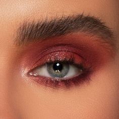 Starcatcher Makeup, Vi Makeup, Mama Morton, Aries Makeup, Red Eyeshadow Looks, Scorpio Aries, Red Makeup Looks, Prom Inspo