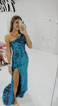 Junior Prom Dresses Long Tight, Prom Dresses 2023 One Shoulder, Prom Dress With Back Covered, Size 12 Prom Dress, Glass Mirror Prom Dress, Neon Theme Prom Dresses, B Darlin Dress Prom, Sequin Blue Prom Dress, Turquoise Blue Prom Dress