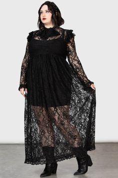 Patch Dress, Fun Clothes, Black Slip Dress, Maxi Robes, Gala Dresses, Lace Midi, Lace Maxi, Lace Midi Dress, Lace Maxi Dress