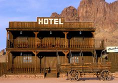 an old western hotel in the middle of nowhere