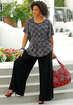 finally....palazzo pants are back!  at cato this spring :) Pallazo Pants Outfit Plus Size, Plus Size Palazzo Pants Outfit Wedding, Palazzo Pants For Plus Size Women, Plus Size Palazzo Pant Outfit, Plus Size Palazzo Pants Outfit Classy, Plazzo With Top Outfit Plus Size, Full Figure Fashion, Cato Fashion