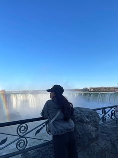 Niagara Falls Photo Inspo, winter in niagara, falls photo inspo, niagara falls in winter, falls with rainbow, Falls outfit inspo Niagara Falls Canada Pictures, Niagra Falls Insta Pics, Niagra Falls Pictures, Toronto Trip Outfit, Niagara Falls Canada Winter