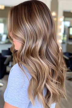 Coffee Beige Hair, Biscuit Blonde Highlights, Highlighted Light Brown Hair, Coffee Beige Hair Color, Dark Blonde With Blonde Highlights, Brown Hair Highlights Blonde, Hair Highlights For Light Brown Hair, Highlights Blonde On Brown Hair, Blonde Hair Highlights On Brown Hair