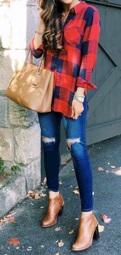 Fall Goals, Mode Ab 50, Check Outfit, Plaid Jeans, Look Jean, Jeans Brown, Cozy Winter Outfits, Shift Dresses, Fall Plaid