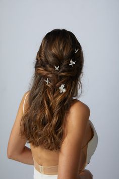 Ruth — Emma Katzka | bohemian + glamorous bridal accessories Butterfly Wedding Hair, Modern Prom, Butterfly Hairstyle, Hair Bobby Pins, Floral Hairpiece, Shorts Hair, Bride Floral, Shorter Hair, Fairy Hair