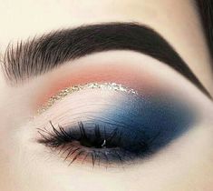 Blue Eyeshadow Looks, Eyeshadow For Blue Eyes, Glitter Eyeliner, Jaclyn Hill, Creative Eye Makeup