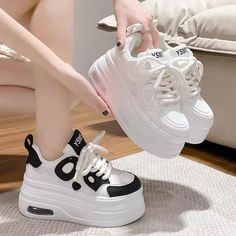 Elevate your style with our Chic White Platform Sneakers for Women. Designed to be both trendy and stylish. these white platform sneakers will add a touch of sophistication to any outfit. Made with high-quality materials. these white platform sneakers provide comfort and support. while the platform sole gives you just the right amount of height. Don't miss out on this must-have footwear for any fashion-forward woman.How to Choose the Right Size:1. Measure your foot length while standing. paralle High Sole Shoes For Women, High Shoes Sneakers, Sneakers For Women Trendy, High Sole Shoes, Cute White Shoes, High Platform Sneakers, Platform Sneakers Outfit, Platform Sneakers Women, White Shoes Outfit