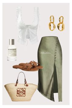 "Effortlessly Chic Summer Vibes
Pin this summery sensation for endless inspiration on embracing the carefree spirit of summer! Summer Simple Outfits, Outfit Elegantes, Cute Modest Outfits, Effortlessly Chic Outfits, Cute Everyday Outfits, Modest Outfits