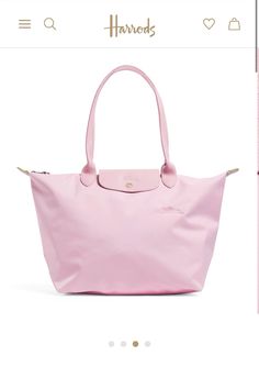 this bag is something I simply need Longchamp Backpack, Cute Love Cartoons, Cute Backpacks, Trendy Clothes, Christmas 2024, Cute Love, Trendy Outfits, Tote Bags