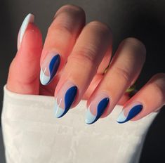 Colorful Nails, Smink Inspiration, Makijaż Smokey Eye, White Nail, Pretty Acrylic Nails, Short Acrylic Nails, Nail Arts, Cute Acrylic Nails