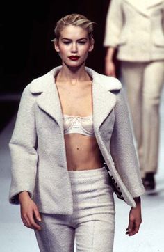 Dolce & Gabbana - Ready-to-Wear – Fall/Winter 1996 1990s Fashion, Original Fashion, Summer Outfit Inspiration, Famous Brands, Spring Summer Outfits, Fashion Killa, Italian Fashion, Beautiful Fashion, 90s Fashion