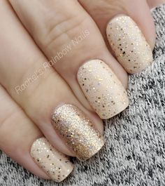 Ongles Beiges, Champagne Nails, Nail Color Combos, Beige Nails, Glitter Nail, New Year's Nails, Dipped Nails, Fabulous Nails, Color Street Nails