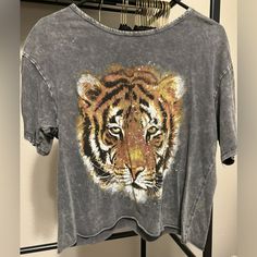 Super Cute Cropped Tiger Tee Perfect For Football Games! Great Condition, Never Worn! Oversized Fit Short Sleeve Graphic Tee With Tiger Print, Tiger Graphic Tee, Summer Casual Tiger Print T-shirt, Casual Short Sleeve Tiger Print T-shirt, Casual Short-sleeved Tiger Print T-shirt, Football Games, Oversized Fits, Super Cute, Womens Tops