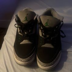 Used No Box Next Day Ship Jordan 3 Pine Green, Jordan Green, Shoes Jordan, Pine Green, Jordan 3, Jordans For Men, Jordan Shoes, Next Day, Men's Shoes