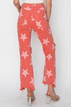 Get ready to rock some stellar style with our Coral Star Print Distressed Jeans! These high rise jeans feature a playful star print and unique distressed details, making them a bold fashion statement. Whether you're hitting the town or just chilling with friends, these jeans will add a touch of quirky fun to your outfit. Distressed Outfit, Pattern Jeans, Rock N Roll Style, Patterned Jeans, Star Jeans, Peach Blossoms, Star Pattern, Boutique Brands, Rock Star