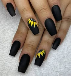 Pastel Stilleto Nails Designs, Spring Nails Acrylic Flower Designs, Acrylic Nails Ideas Sunflower, Sunflower Coffin Acrylic Nails, Black Nails Summer 2023, Back And Yellow Nails, Short Acrylic Nails Coffin Halloween, Mail Designs Butterfly, Summer Nails Sunflower Art Designs