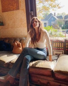 Ally Walsh, Benefits Of Vitamin C, Top With Jeans, People Sitting, Vitamin C Serum, People People, Mode Inspo, True Religion Jeans, French Girl