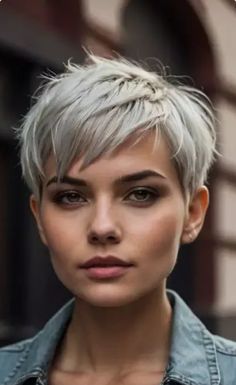 Modern Short Haircuts, Pixie Bob Haircut, Messy Short Hair, Mom Hairstyles, New Cut