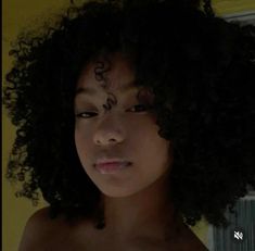 Lovebirds Aesthetic, Blasian Girl Aesthetic, Blasian Woman, Blasian Girl, Natural Hair Journey Tips, 3b Hair, Cabello Afro Natural, Afro Latina