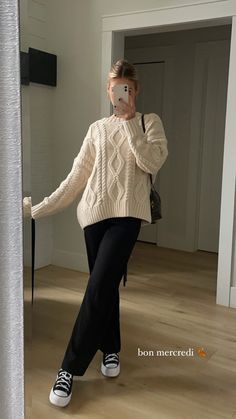 Winter Sweaters Women, Winter Outfits For Blondes, Girly Style Outfits Casual, Winter Outfits Blonde Hair, Practical Winter Outfits, Trendy Business Casual Outfits For Women Winter, Dress Pants And Sweater Outfit, Fall Outfit Sweater, Winter Fit Inspo 2024