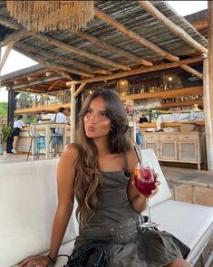 Tan Brunette, Brunette Aesthetic, Brunette Girl, Insta Photo Ideas, Layered Hair, Summer Aesthetic, Summer Hairstyles, Hair Looks, Hair Goals