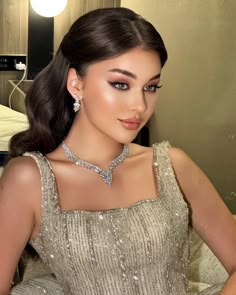 Sleek Prom Hair, Islamic Bride, Wedding Hairstyles And Makeup, Guest Hair, Bridesmaid Hair Makeup, Hairstyles For Layered Hair, Long Hair Wedding Styles, Elegant Makeup, Glamour Makeup