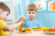 Children eating in kindergarten. Children eating vegetables in kindergarten or a , #Ad, #eating, #Children, #kindergarten, #home, #vegetables #ad Healthy Food Preschool, Kids Meal Ideas, Food For Toddlers, Baby Recipe, Breakfast Low Carb, Sample Meal Plan, Mini Sandwiches, Kids Meal, Snack Video